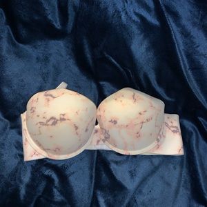 women’s push-up bra